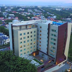 Hotel AYOLA Lippo Cikarang